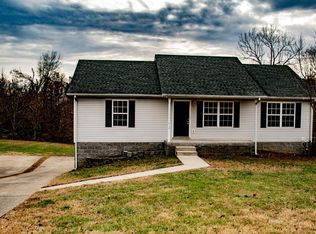 912 Granny White Rd, Clarksville, TN 37040