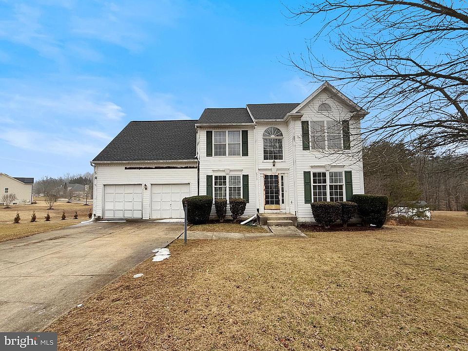 1st image of 8210 Birdsong Dr