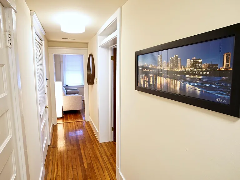 301 N Mulberry St #1 — Photo 8