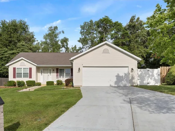 1502 Manchester Dr, Shiloh, IL 62269