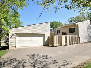 5603 W Bavarian Pass NE, Fridley, MN 55432