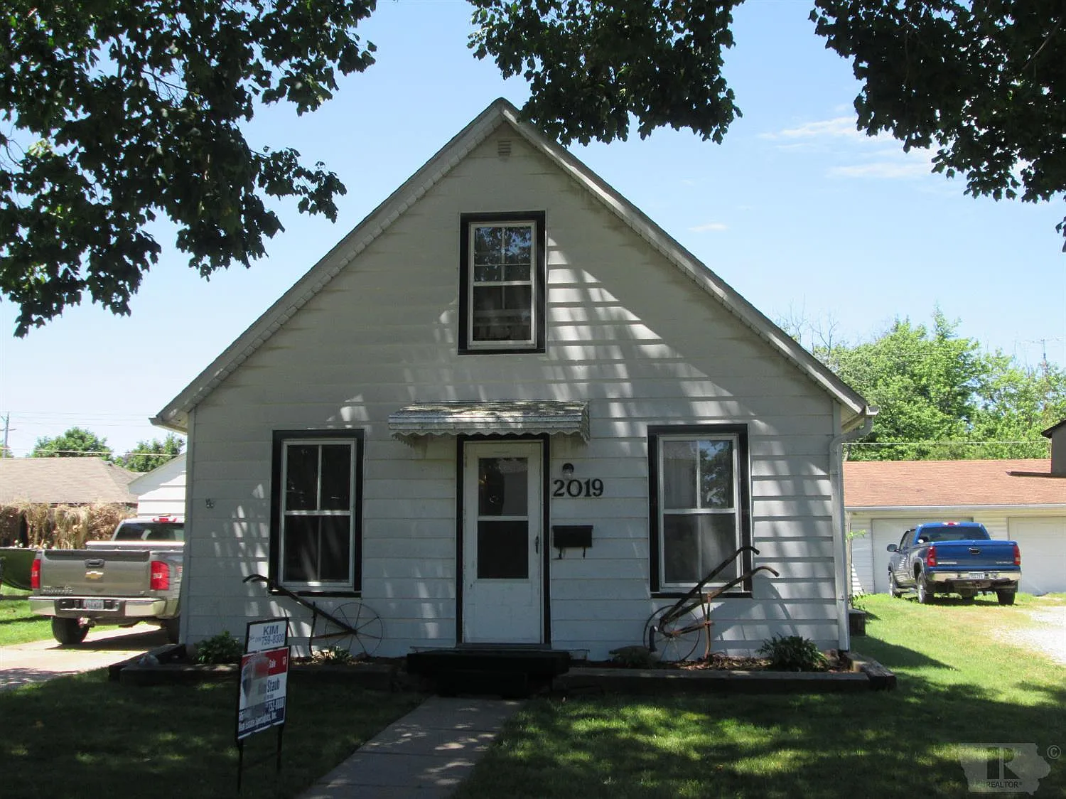 2019 S Central Ave photo 1