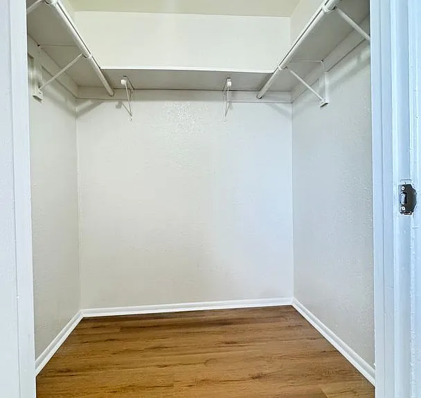 North Central (Stone and Prince), 2 story apartment complex with a/c! — Photo 25