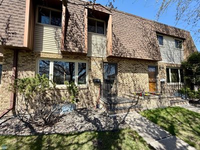 914 Belsly Blvd, Moorhead, MN, 56560