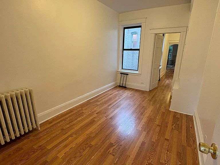 1670 Putnam Ave #3L — Photo 5