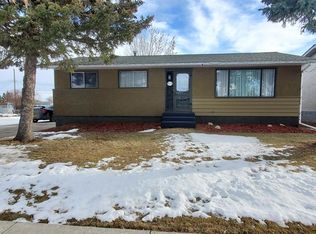 4713 W 48th St, Mayerthorpe, AB T0E 1N0
