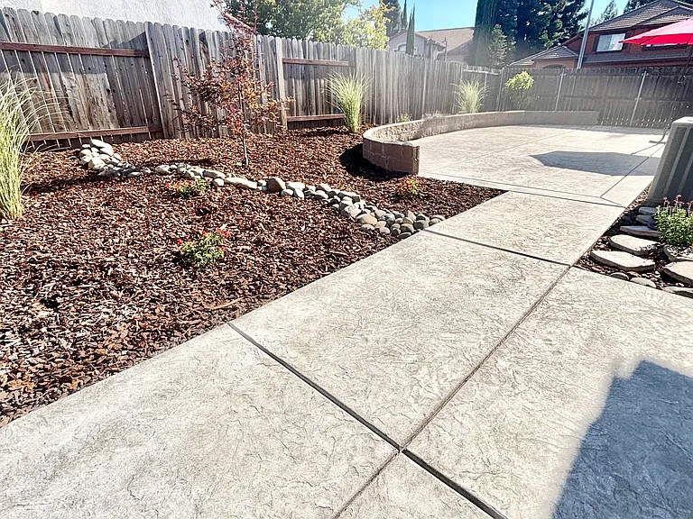 981 Pearce Ct — Photo 23