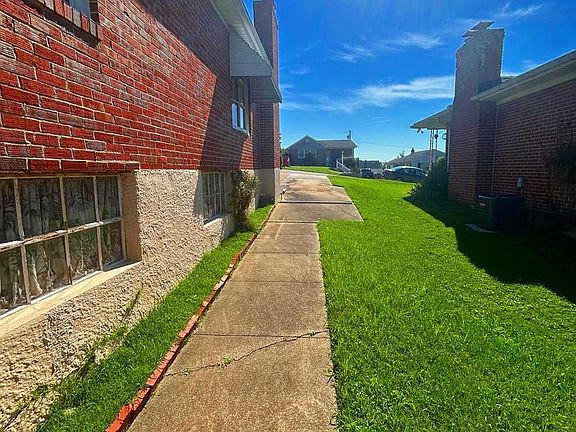 5th image of 710 50th St