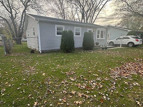 2nd image of 4761 E 25th Pl