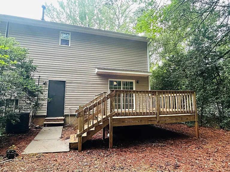207 Hillcrest Dr — Photo 21