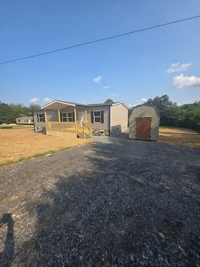 140 Bertie Patton Rd — Photo 1
