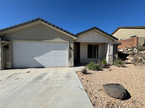 1492 W 460 N