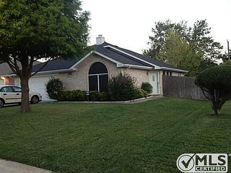 1st image of 310 Oak Meadow Ln