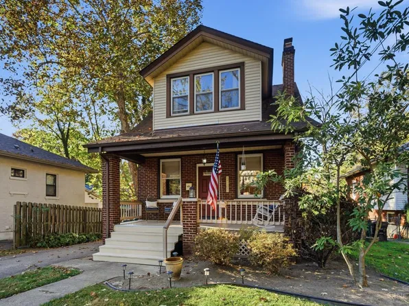 6221 Bona Vista Pl, Cincinnati, OH 45213