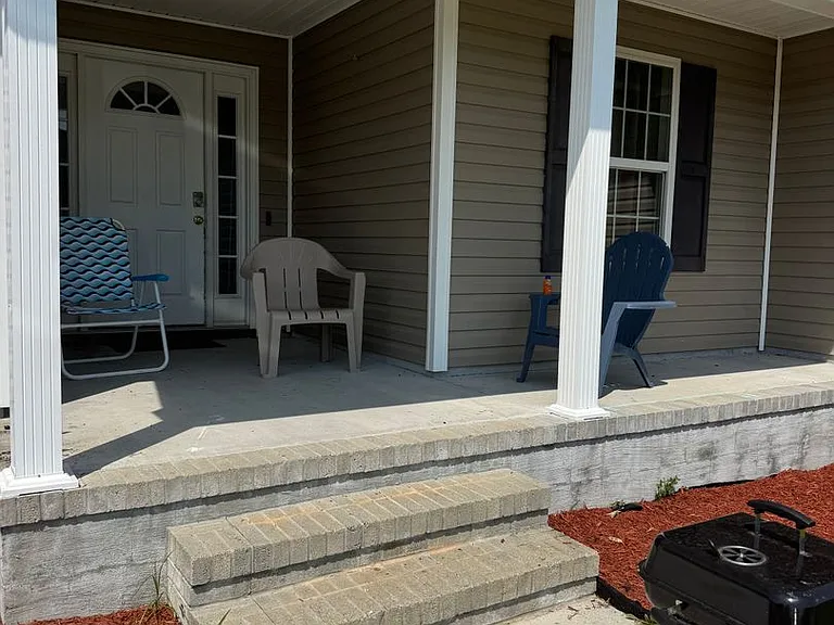110 Hidden Hollow Dr — Photo 3