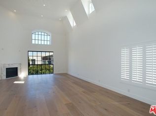 1539 Greenfield Ave APT 301, Los Angeles, CA 90025
