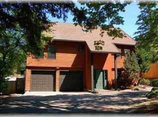 8318 SW 41st Ave, Portland, OR 97219