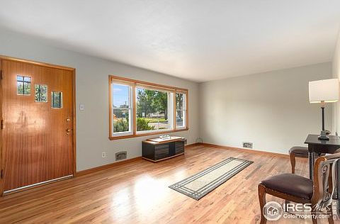 5th image of 216 Cottonwood Ave