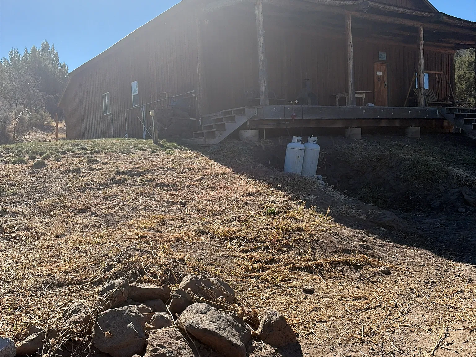 2 bed, 1600 sqft, $1,600 — Photo 1