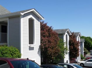 27 Carriage House Dr #27, Fort Thomas, KY 41075