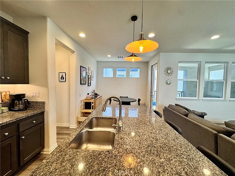 10577 Cannon Dr — Photo 3