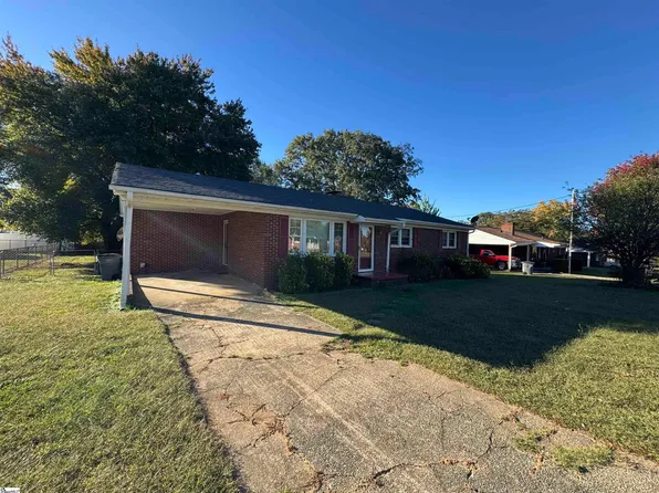 109 Avery St, Greenville, SC 29617