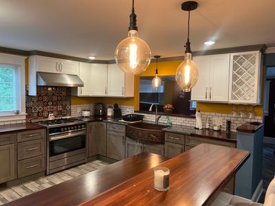 11 Leroy Pl, Springfield, MA, 01104