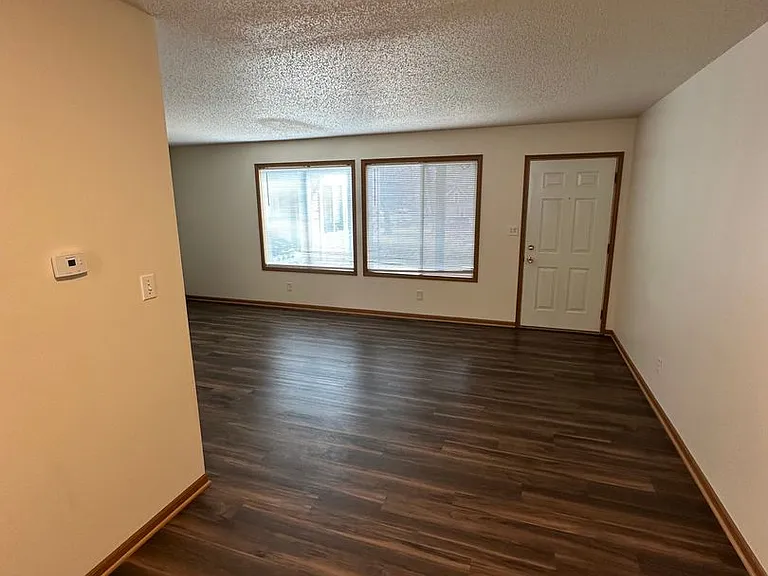 1011 Kellogg Ave — Photo 15