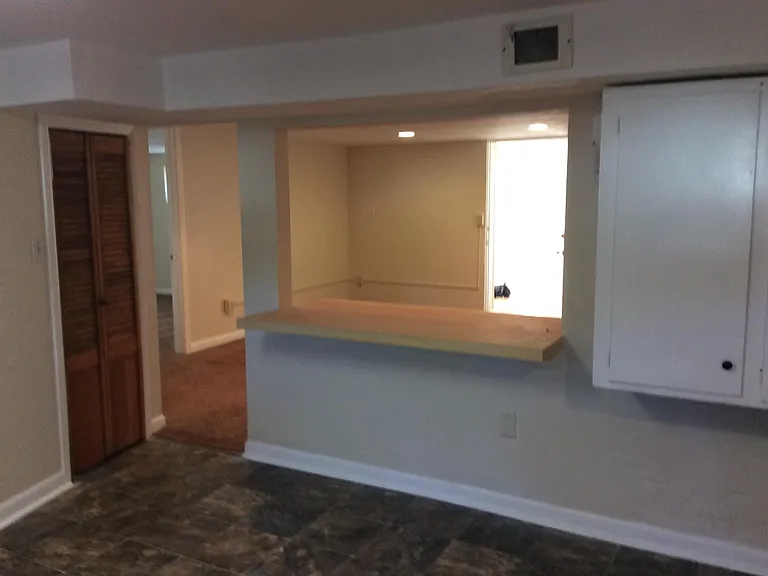 2040 1/2 Kendall St — Photo 9