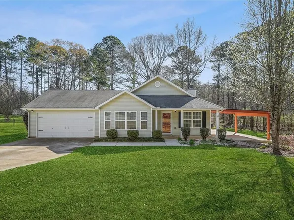 150 Vaughn Dr, Fayetteville, GA 30214