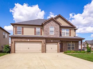 1013 Thrasher Dr, Clarksville, TN 37040