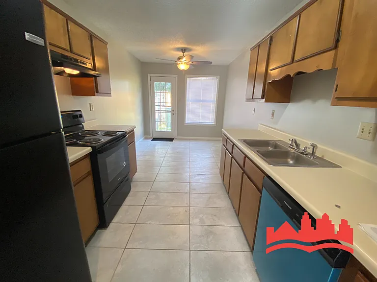 6792 The Willows Cv — Photo 7