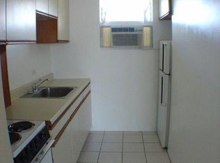 909 University Ave APT 218, Honolulu, HI 96826