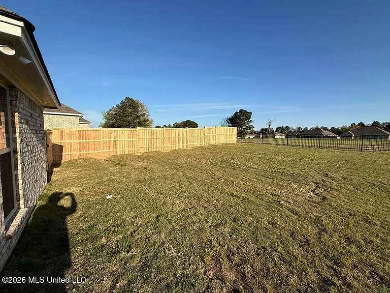 571 Patrick Farms Dr — Photo 48