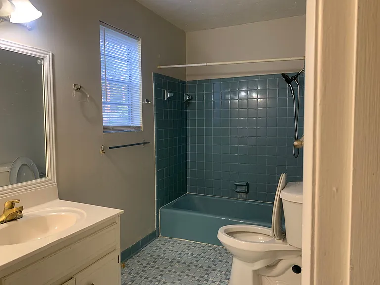 Upstairs bathroom