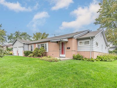 560 Illinois Blvd, Hoffman Estates, IL, 60169
