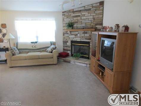 2nd image of 7826 Sunset Shores Dr