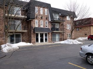 10810 Kilpatrick Ave APT 3NE, Oak Lawn, IL 60453