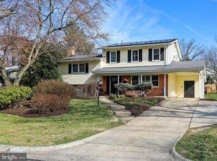 5419 Amberwood Ln, Rockville, MD 20853