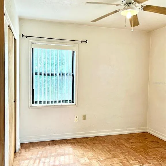 718 Buckminster Cir — Photo 16