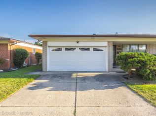 14444 Talbot Dr, Warren, MI 48088