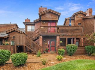 1403 Hemingway Ln, Weldon Spring, MO 63304