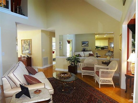 5th image of 907 Oyster Pointe Dr