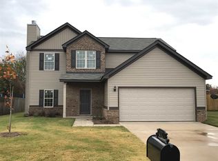 202 Amelia Dr, Byron, GA 31008