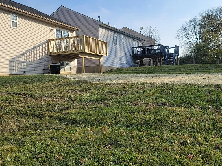 1115 Kims Ln — Photo 2
