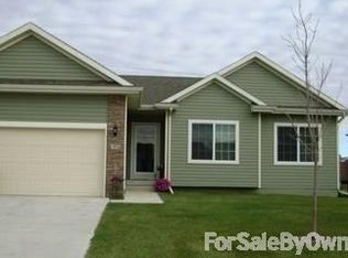 912 NE 49th St, Ankeny, IA 50021