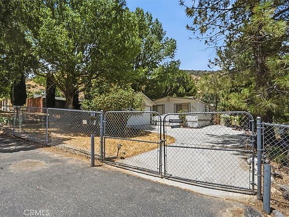 2nd image of 909 Louise Way