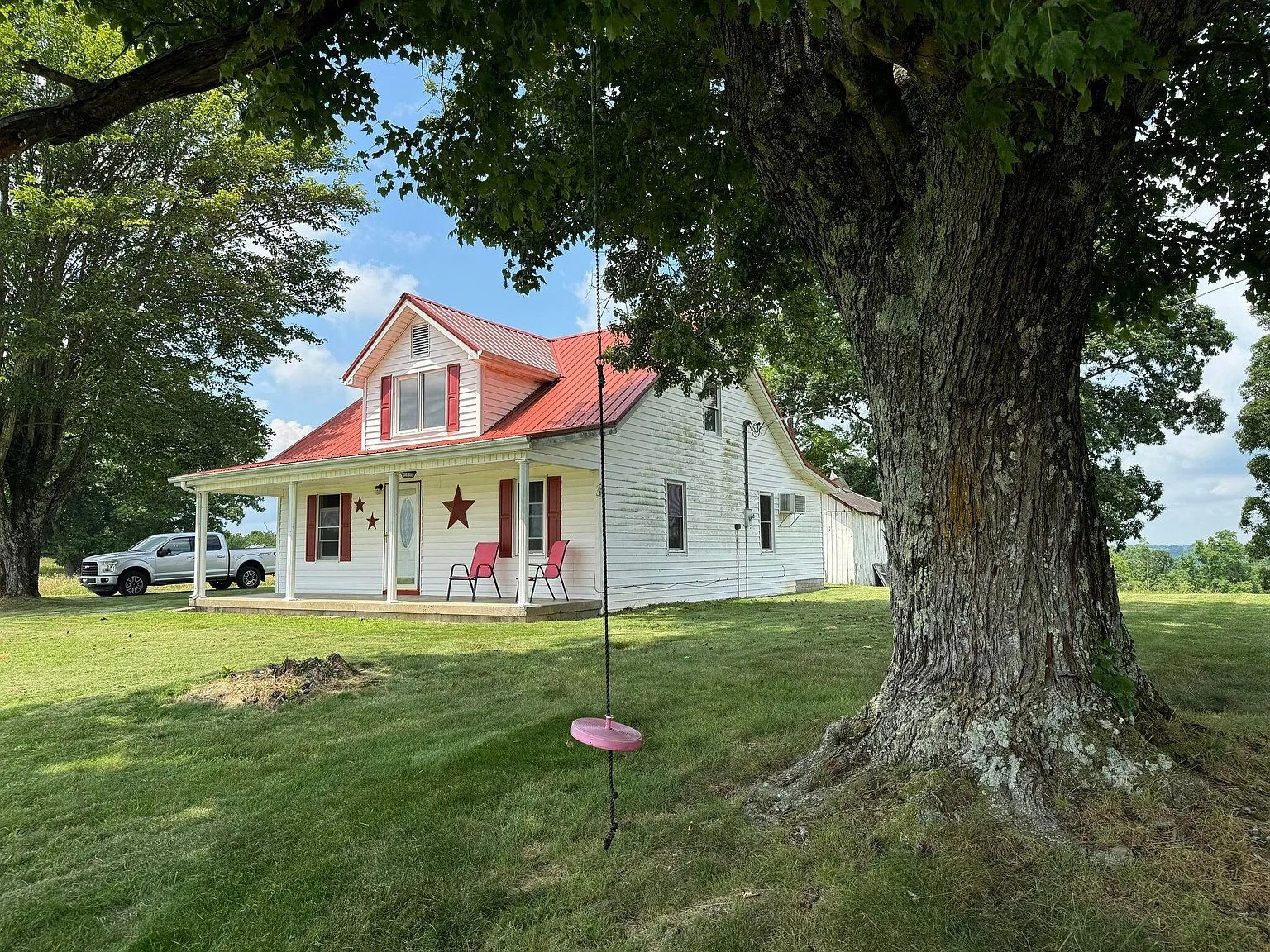 8644 Highway 196 photo 1