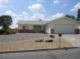 681 Summer Winds Dr SE, Rio Rancho, NM 87124