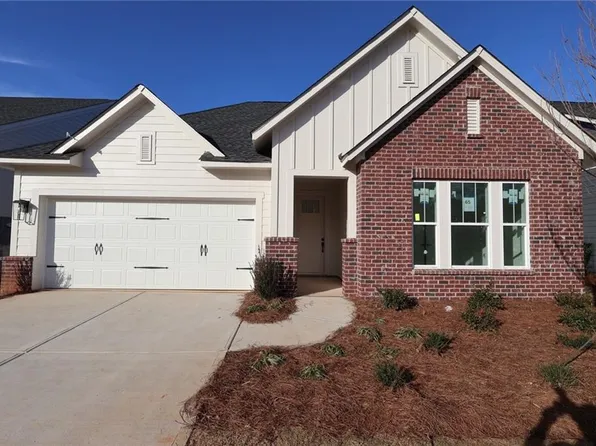 227 Strawberry Ln, Woodstock, GA 30189